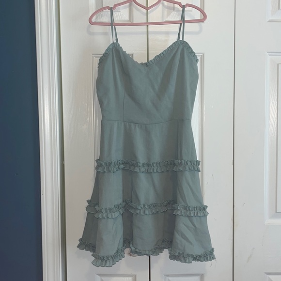 Altar'd State Dresses & Skirts - Altar’d State Ruffle Dress!